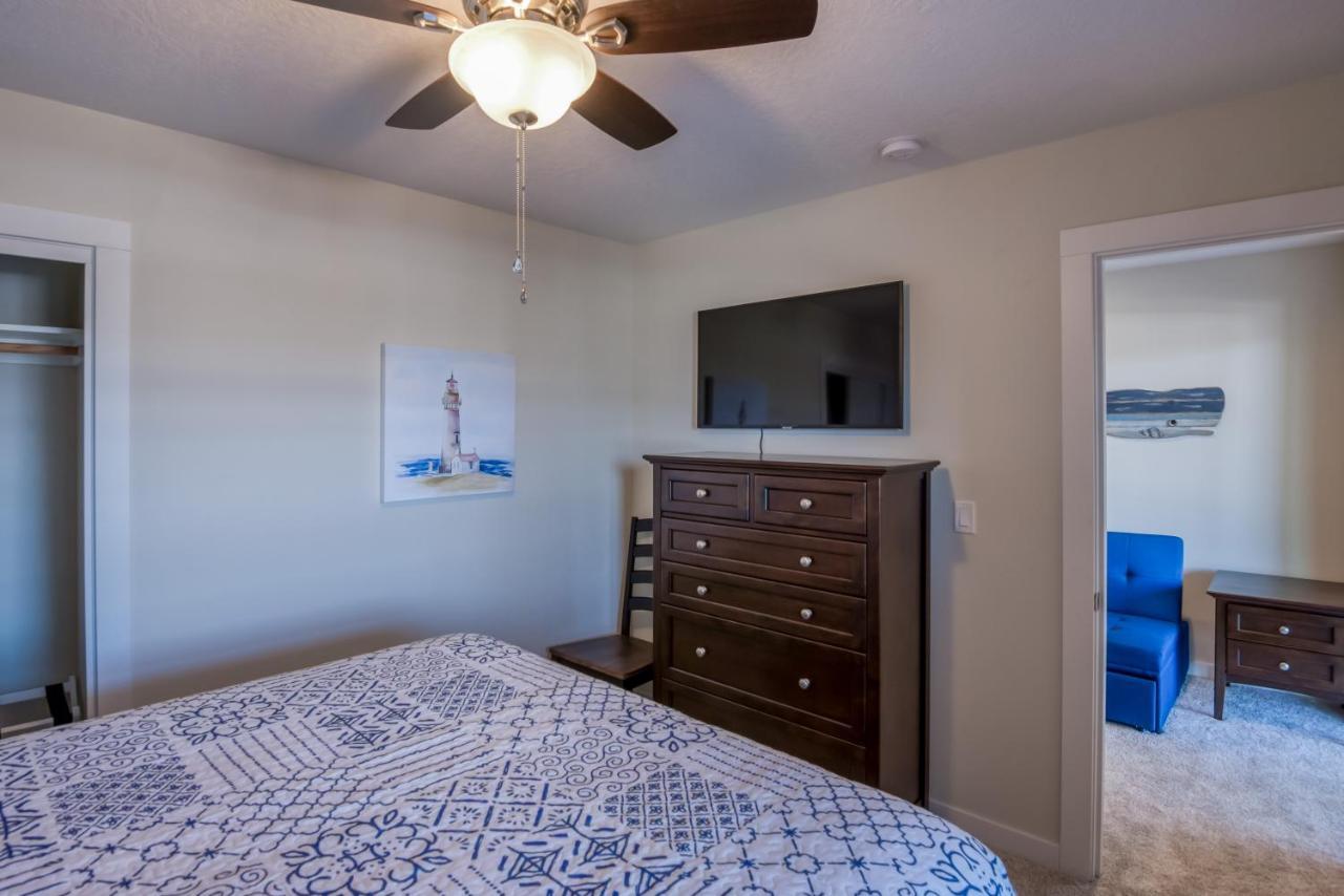 Oceanview Townhome - Pet Friendly - Sleeps 6 - King Depoe Bay Exterior foto