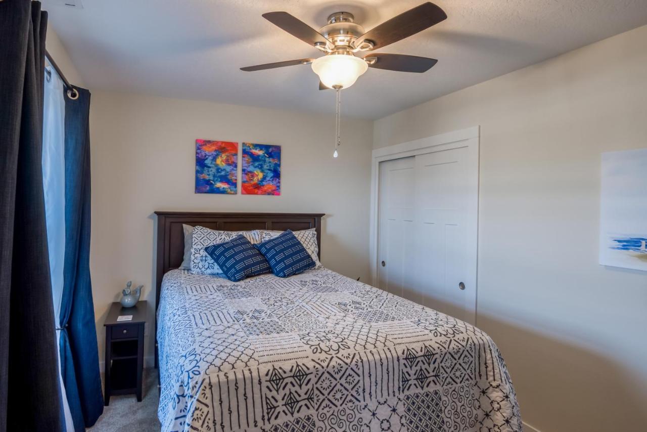 Oceanview Townhome - Pet Friendly - Sleeps 6 - King Depoe Bay Exterior foto
